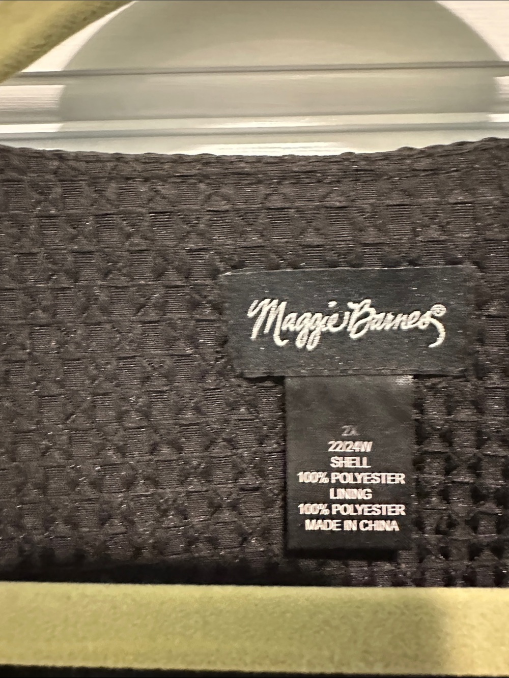 Maggie Barnes Black Textured Boxy Blazer with metal Buttons - Picture 2 of 10